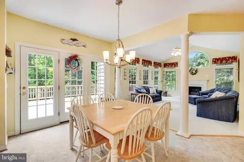 9927 Bagpipe Ct, Bristow, VA 20136 photo 15