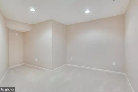 9927 Bagpipe Ct, Bristow, VA 20136 photo 42