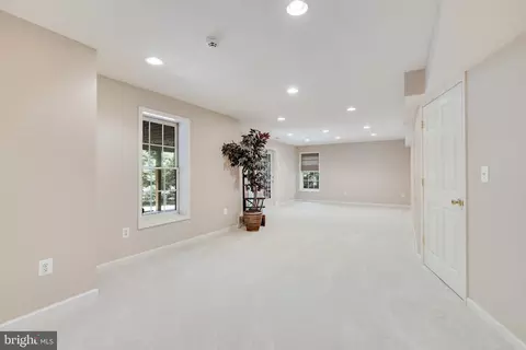 9927 Bagpipe Ct, Bristow, VA 20136 photo 40