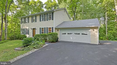 11059 Overrun Dr, Manassas, VA 20111
