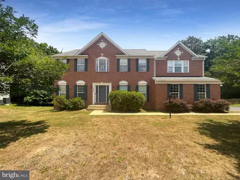 17957 Swans Creek Ln, Dumfries, VA 22026