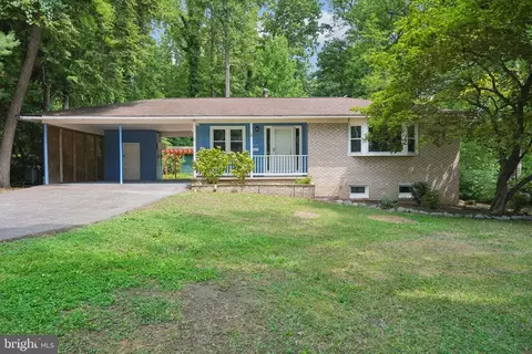1418 Forest Ln, Woodbridge, VA 22191