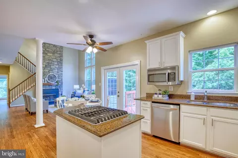 15852 Jester Ct, Dumfries, VA 22025 photo 21