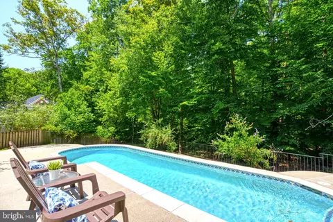 15852 Jester Ct, Dumfries, VA 22025 photo 2