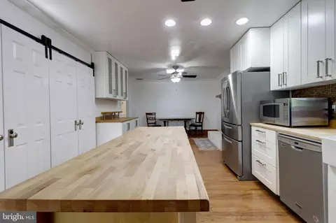 7828 Oak St, Manassas, VA 20111 photo 33