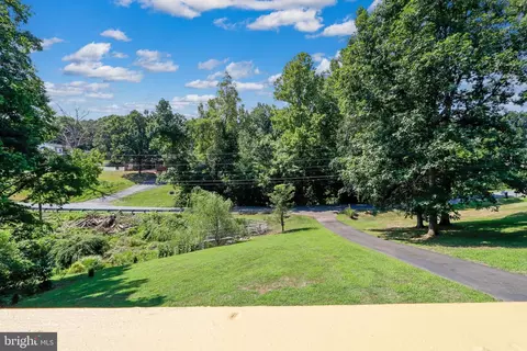 7828 Oak St, Manassas, VA 20111 photo 8
