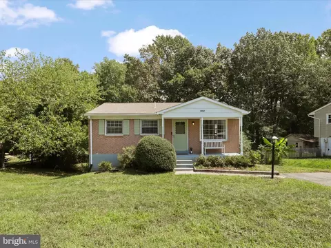 12927 Kingswell Dr, Woodbridge, VA 22193