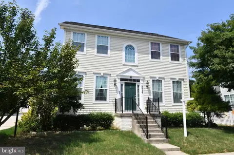 8926 Screech Owl Ct, Gainesville, VA 20155