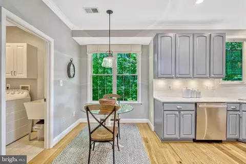 6817 Derby Run Way, Gainesville, VA 20155 photo 11