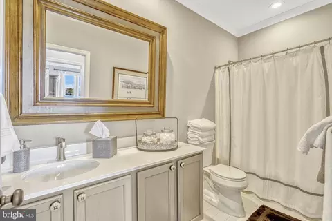 6817 Derby Run Way, Gainesville, VA 20155 photo 35
