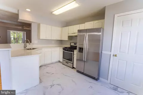 14342 Newbern Loop, Gainesville, VA 20155 photo 9