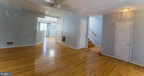 14342 Newbern Loop, Gainesville, VA 20155 photo 4