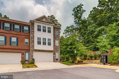 5060 Dimples Ct, Woodbridge, VA 22192