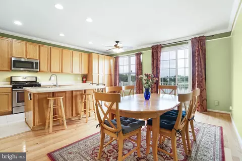 Dining - 9013 Ribbon Falls Loop, Bristow, VA 20136 photo 2 of 3