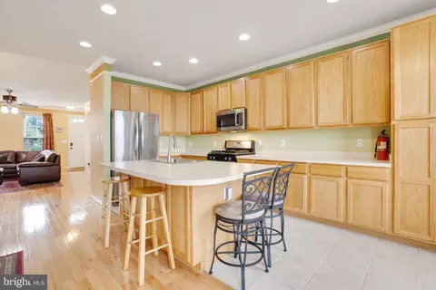 Kitchen - 9013 Ribbon Falls Loop, Bristow, VA 20136 photo 4 of 4