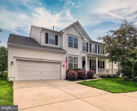 12141 Maidenhair Dr, Gainesville, VA 20155