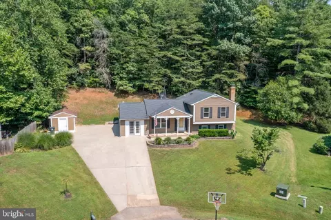 12525 Spring Dr, Manassas, VA 20112 photo 8