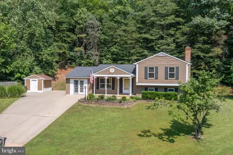 12525 Spring Dr, Manassas, VA 20112 photo 6