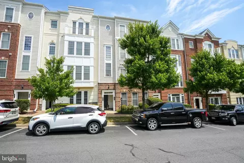 2412 Brookmoor Ln, Woodbridge, VA 22191