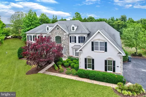 5346 Chaffins Farm Ct, Haymarket, VA 20169