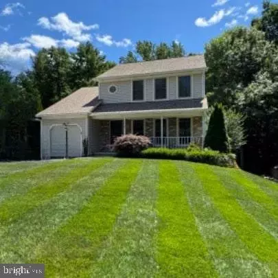 3443 Flint Hill Pl, Lake Ridge, VA 22192
