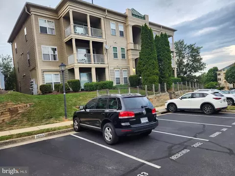 1055 Gardenview Loop #204, Woodbridge, VA 22191