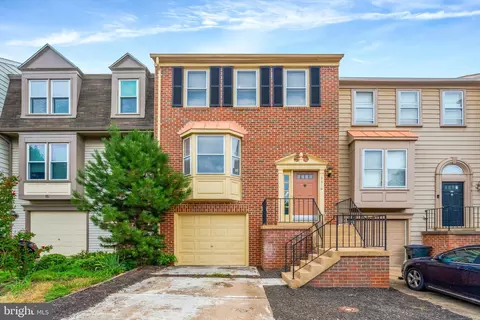 7316 Saint Johns Ct, Manassas, VA 20109 photo 2