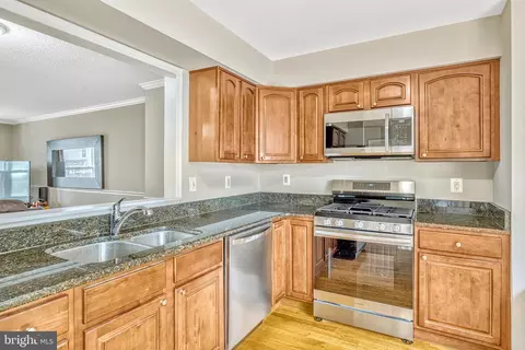 7316 Saint Johns Ct, Manassas, VA 20109 photo 10