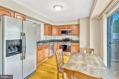 7316 Saint Johns Ct, Manassas, VA 20109 photo 9