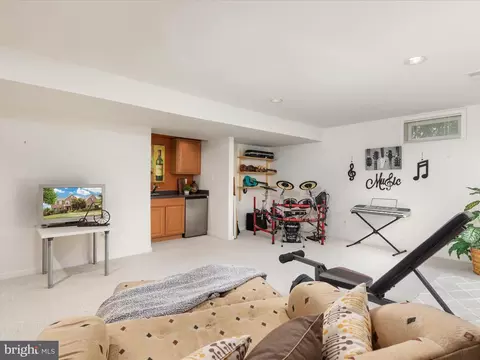 Other - 5422 Heredity Ln, Gainesville, VA 20155 photo 6 of 9