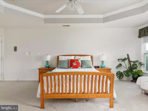 Bedroom - 5422 Heredity Ln, Gainesville, VA 20155 photo 4 of 7