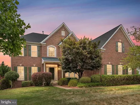 Exterior - 5422 Heredity Ln, Gainesville, VA 20155 photo 2 of 12