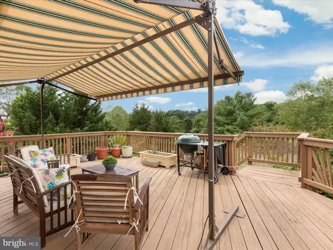 Exterior - 5422 Heredity Ln, Gainesville, VA 20155 photo 4 of 12