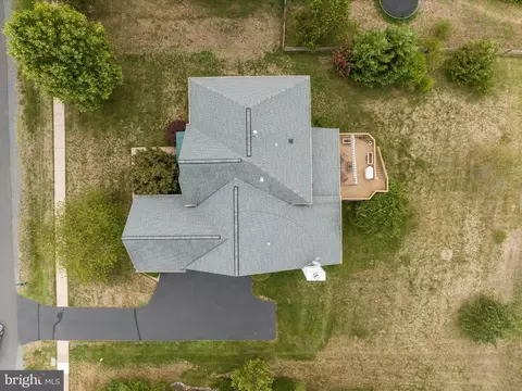 View/Area - 5422 Heredity Ln, Gainesville, VA 20155 photo 5 of 7