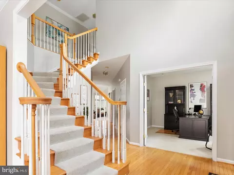 Entry Way - 5422 Heredity Ln, Gainesville, VA 20155 photo 3 of 8