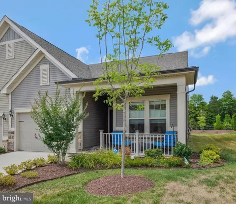 6295 Virginia Bluebell Ln, Haymarket, VA 20169