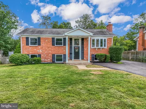 9945 Portsmouth Rd, Manassas, VA 20109