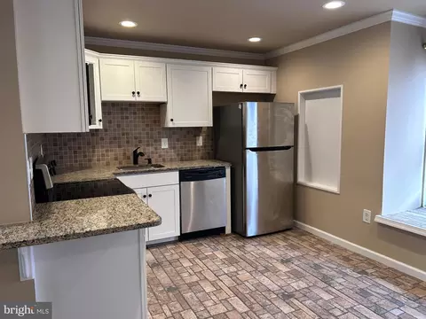7533 Purdue Ct, Manassas, VA 20109 photo 10