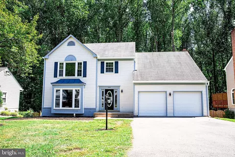 4063 Westwind Dr, Woodbridge, VA 22193