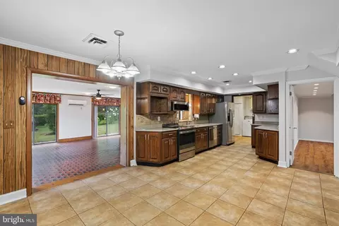4171 Eby Dr, Dumfries, VA 22026 photo 15