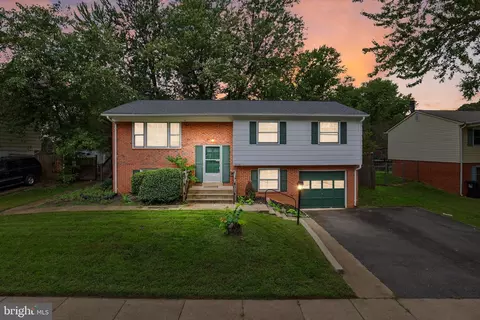 13228 Kurtz Rd, Woodbridge, VA 22193