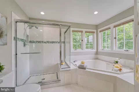 4317 Marhalt Pl, Dumfries, VA 22025 photo 6