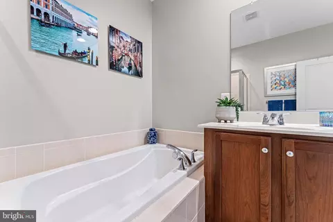 7808 Cedar Branch Dr, Gainesville, VA 20155 photo 21