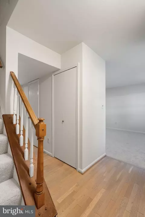 7435 Sabin Dr, Manassas, VA 20109 photo 4