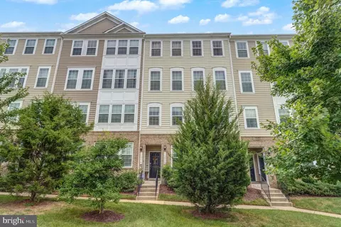14866 Mason Creek Cir, Woodbridge, VA 22191
