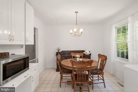 11813 Cornwell Dr, Manassas, VA 20112 photo 11