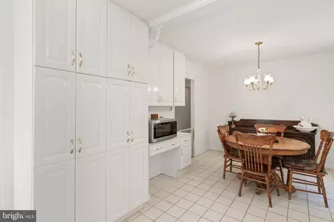 11813 Cornwell Dr, Manassas, VA 20112 photo 10