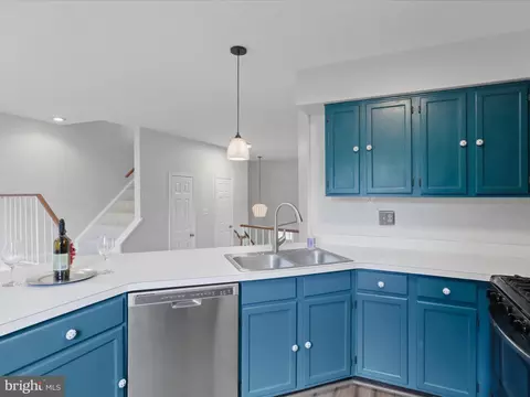 7359 Saint Thomas Loop, Manassas, VA 20109 photo 14