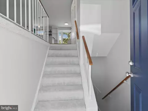 7359 Saint Thomas Loop, Manassas, VA 20109 photo 4