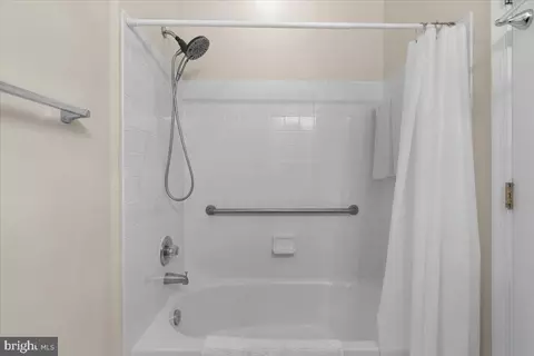 6984 Walnut Hill Dr, Gainesville, VA 20155 photo 38